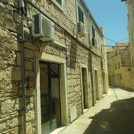 Guest House Kod Peskarije Vela Luka Exterior foto